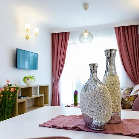 Sweet Homes 6 Apartament *