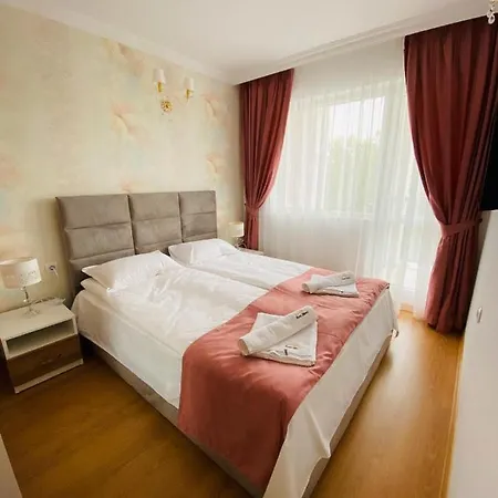 Sweet Homes 6 Sluneční pobřeží
