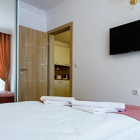 Lägenhet Sweet Homes 6 Slăntjev Brjag